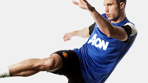 เบื้องหลังถ่ายแบบชุดซ้อมใหม่ 2013/14