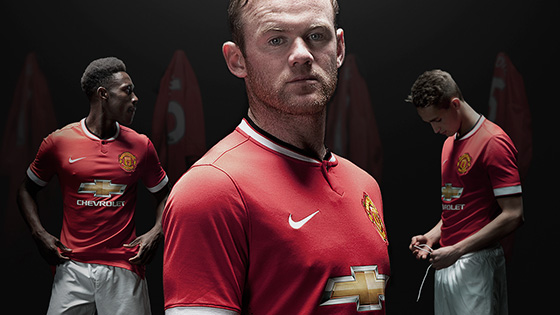 เบื้องหลังถ่ายแบบชุดแข่งใหม่ 2014/15
